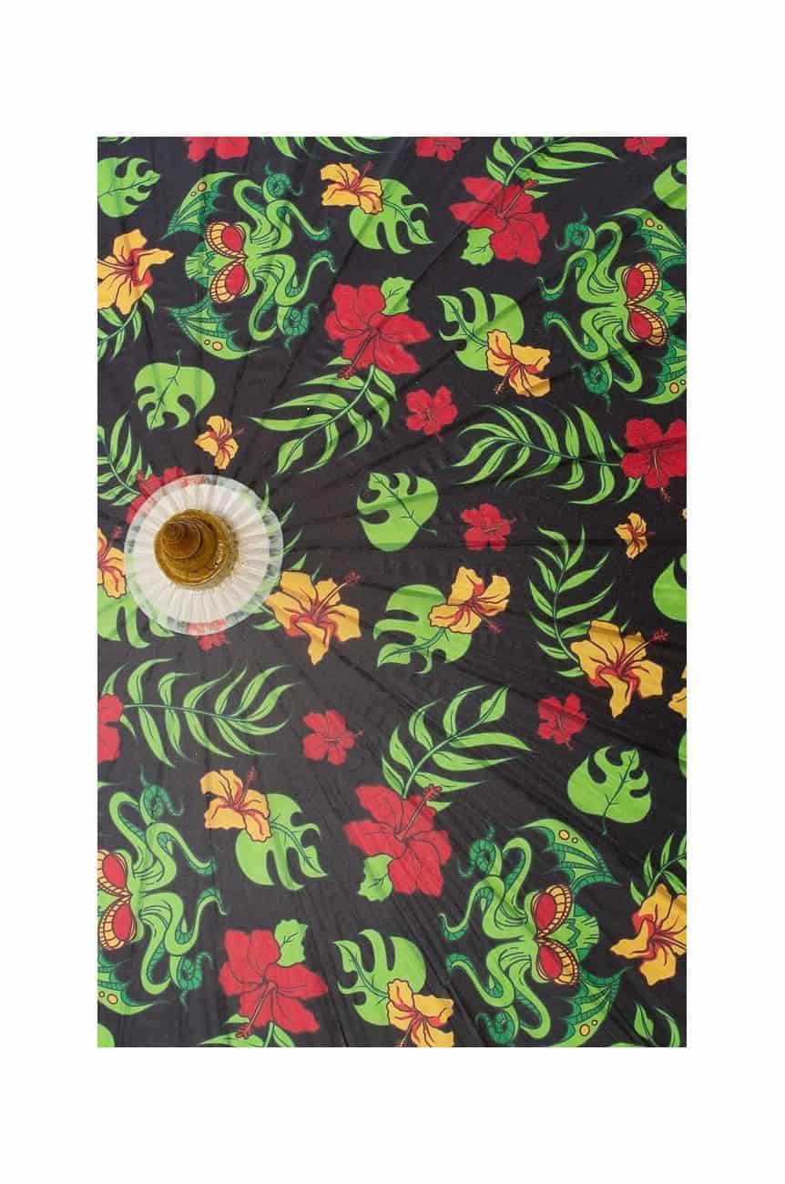 Parasol tropical pin-up