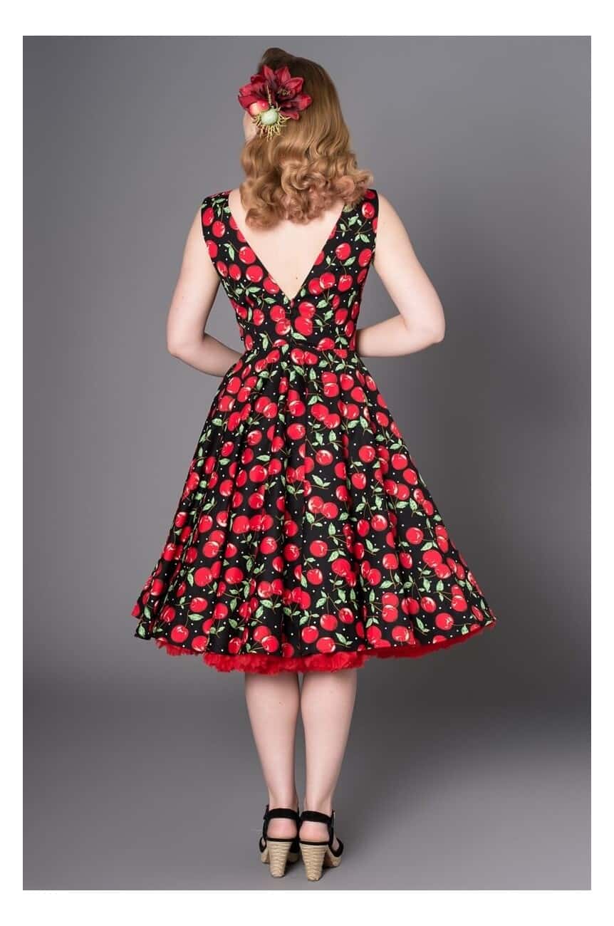 Robe cerise 1950 pinup