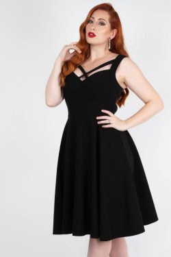Robe noire extensible