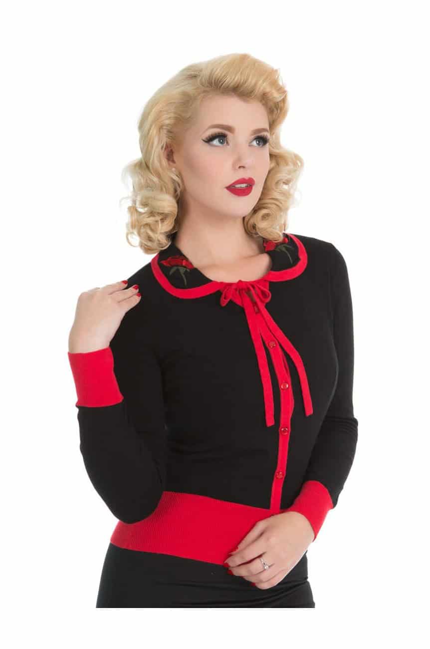 Cardigan rouge et noir brodé de roses
