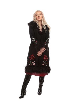 Manteau années 60 avec fausse fourrure