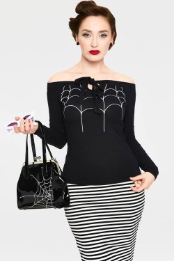 Haut toile araignée col bateau
