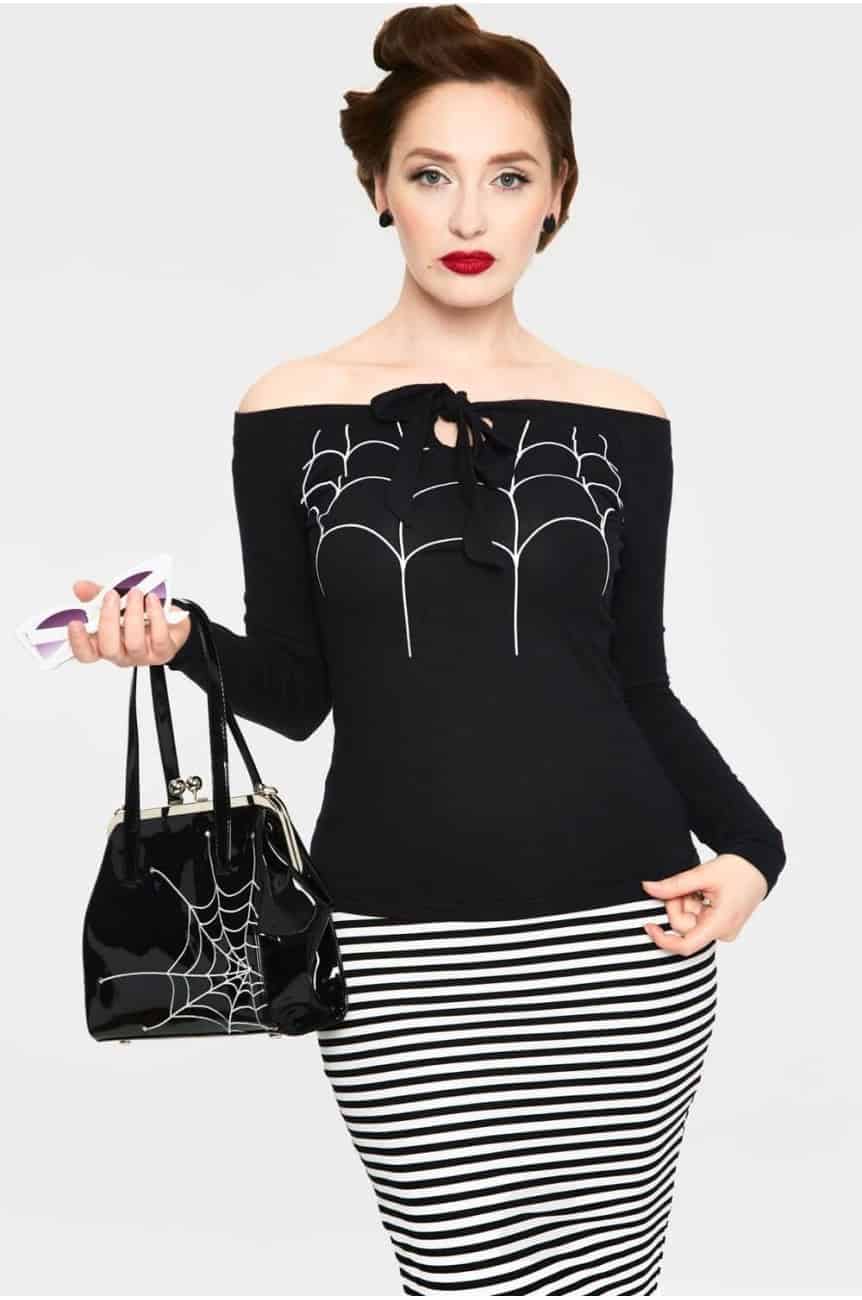 Haut toile araignée col bateau