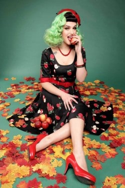 Robe année 50 imprimé pommes