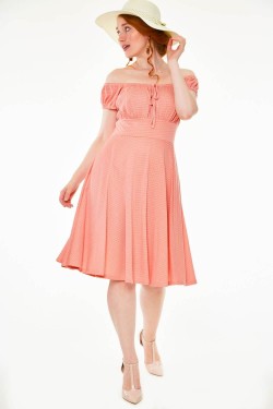 Robe rose vintage