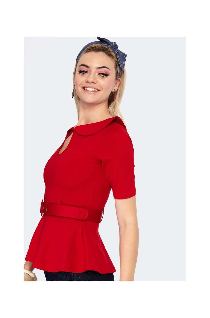 Top vintage rouge avec ceinture