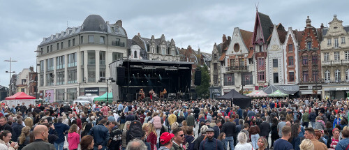 Festival Béthune rétro grand place