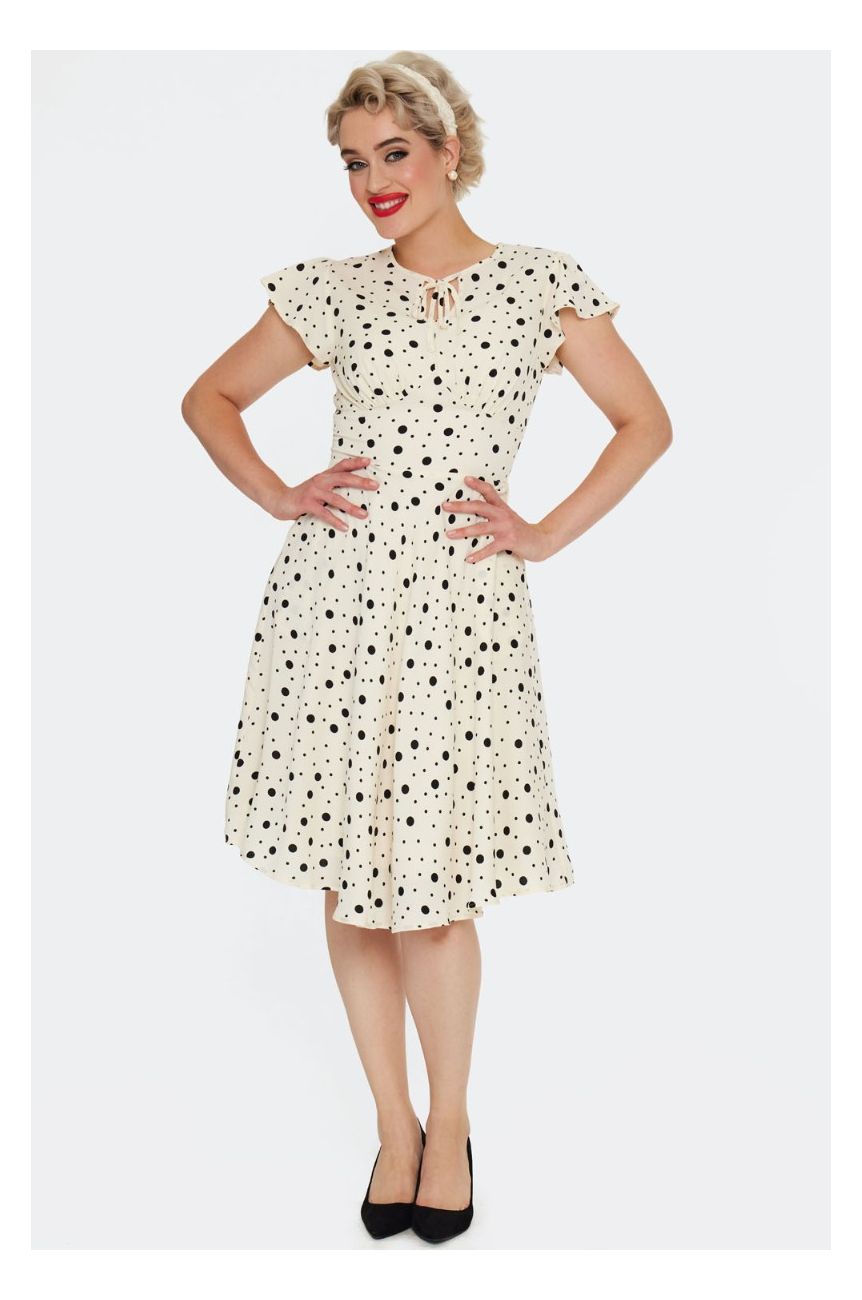 Robe pin-up à pois